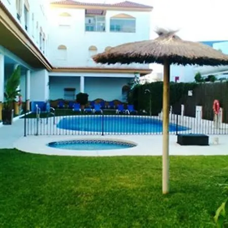 Zahara Pueblo Y Playa Apartment *